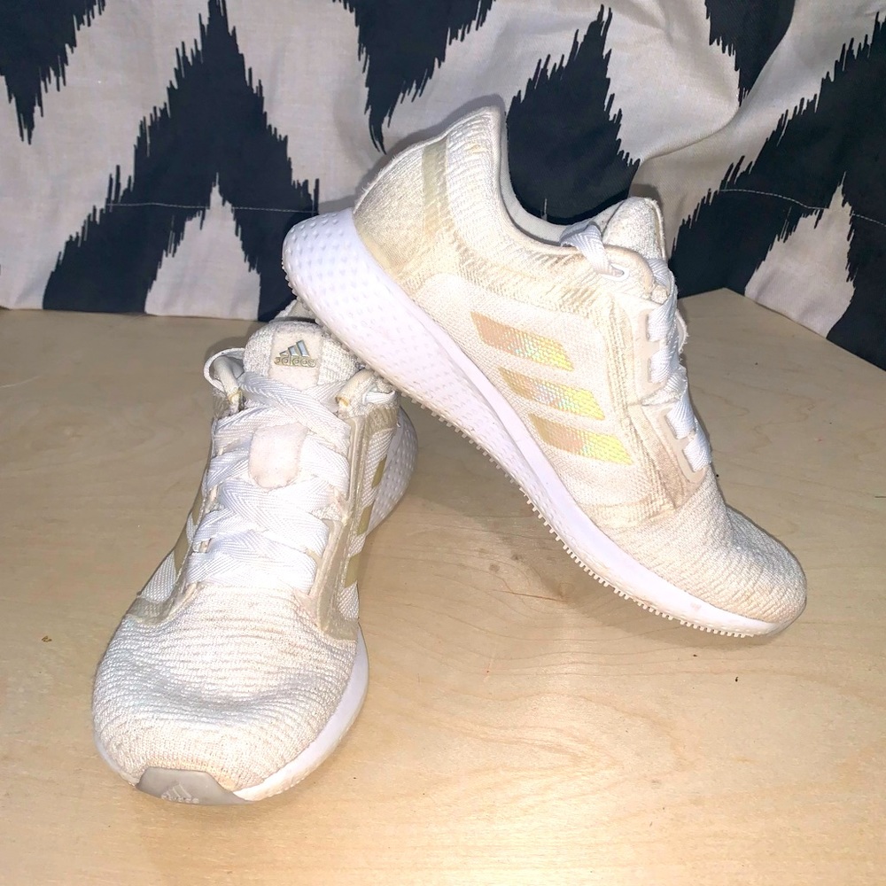 ADIDAS Womens Size6 White